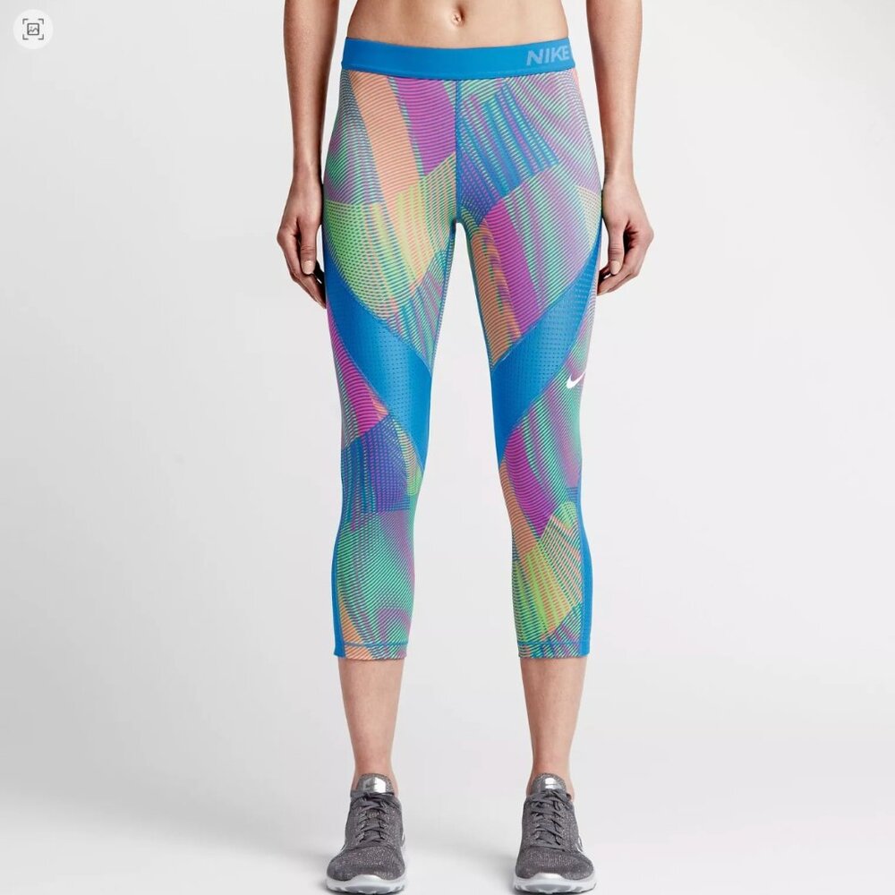 Nike Pro Multicolor Hypercool Frequency Stretchy Capri Leggings | Size Medium
